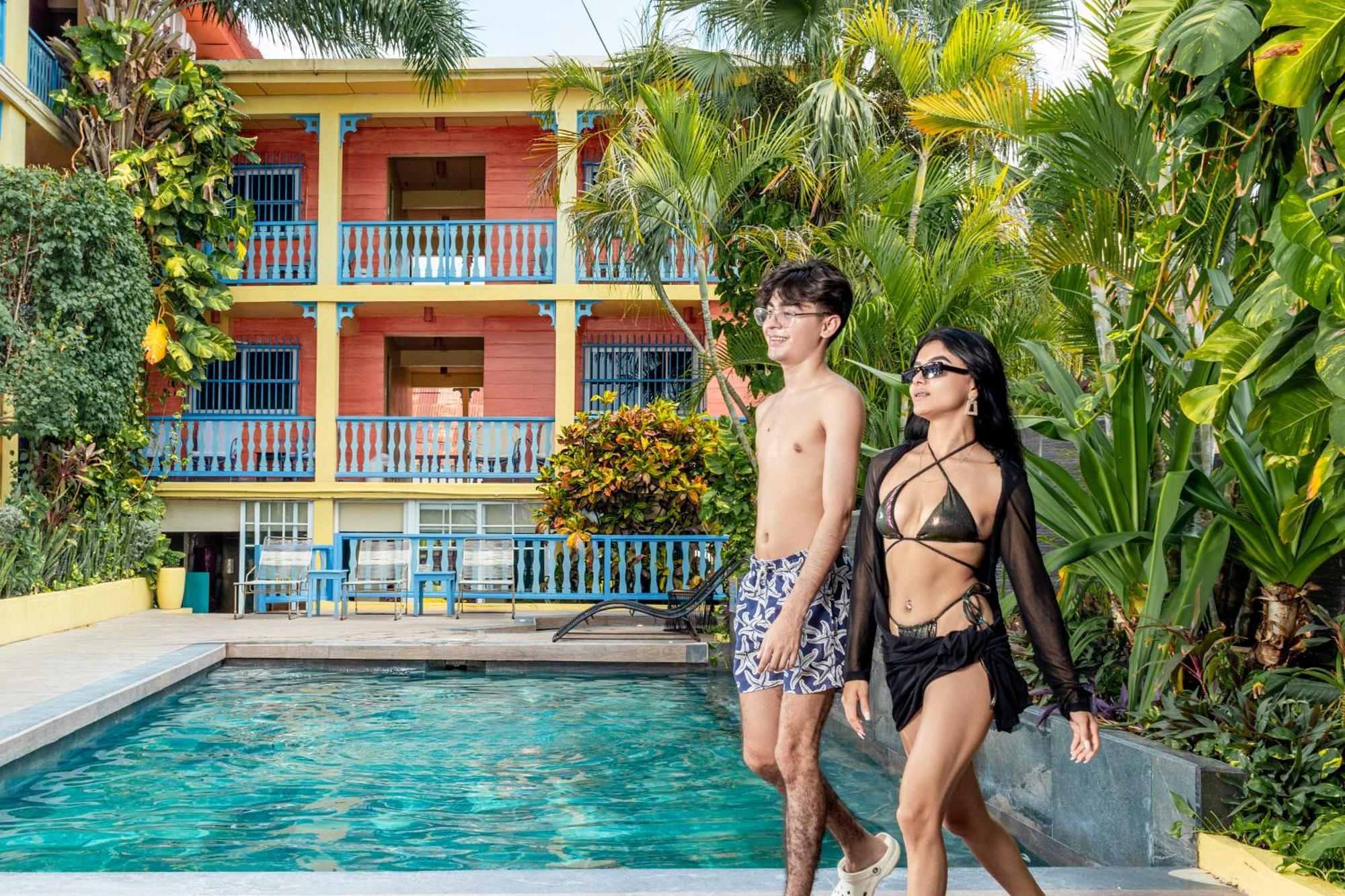 Hotel Casona De La Isla Flores