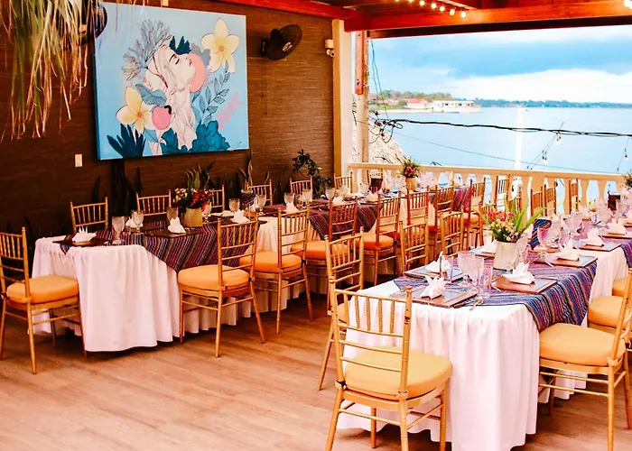 Hotel Casona De La Isla